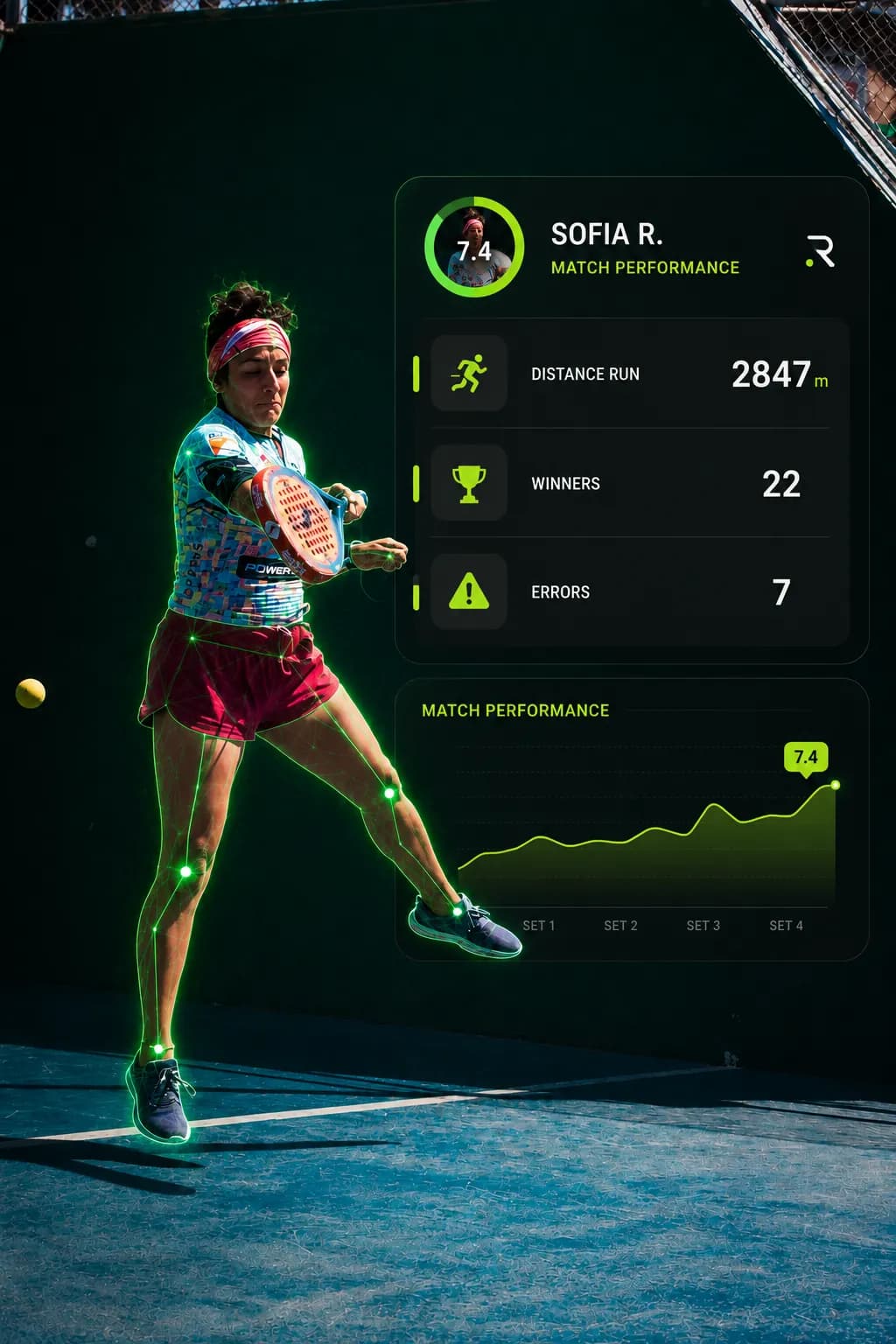 Giocatrice di padel con overlay AI Rally per statistiche e performance della partita